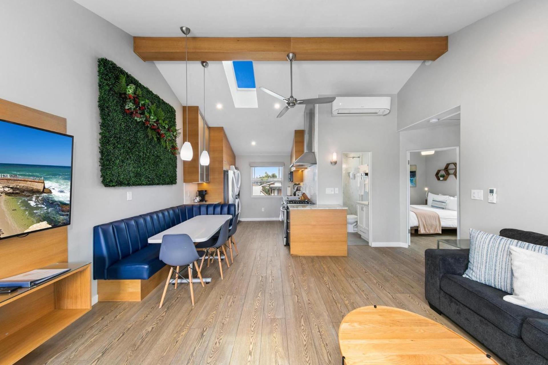 Apartment Modern Luxury 2br In Heart Of Ocean *