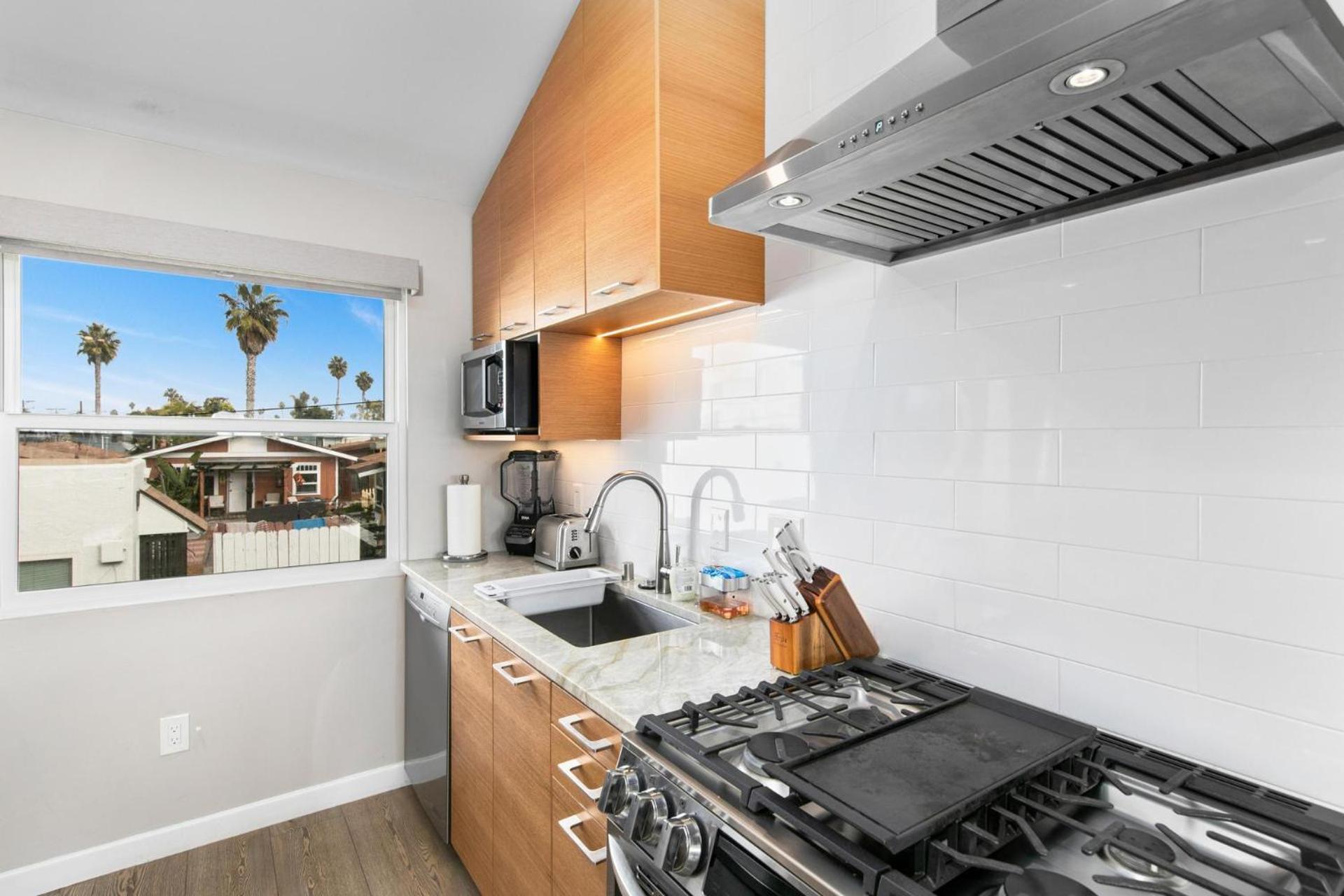 Apartment Modern Luxury 2br In Heart Of Ocean